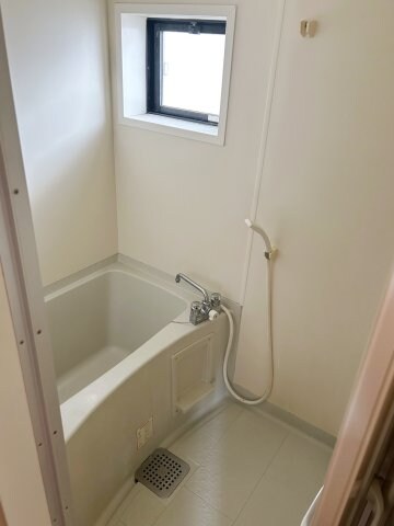 物件内観写真10　(※別部屋の画像です。)