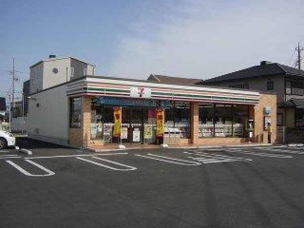 周辺環境(セブンイレブン小山市役所前店まで1,245ｍ)