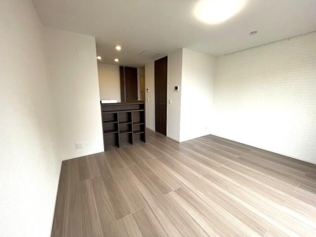 物件内観写真7　(ベランダ側から)