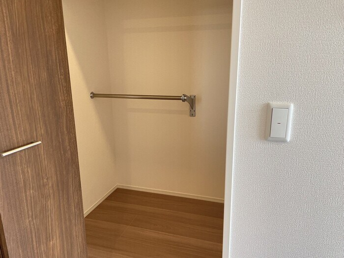 物件内観写真10　(収納)