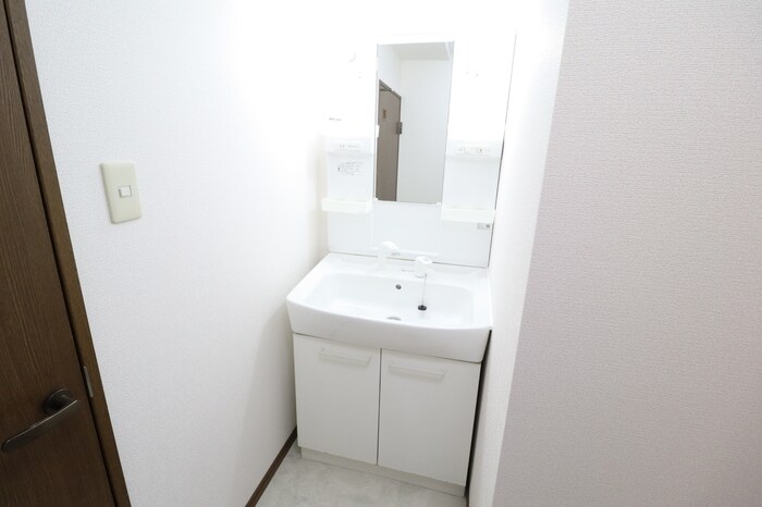 物件内観写真7　(洗面所)