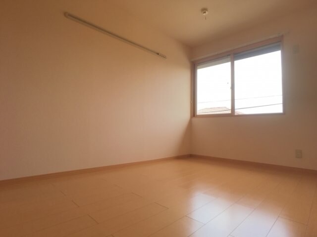 物件内観写真9　(洋室)