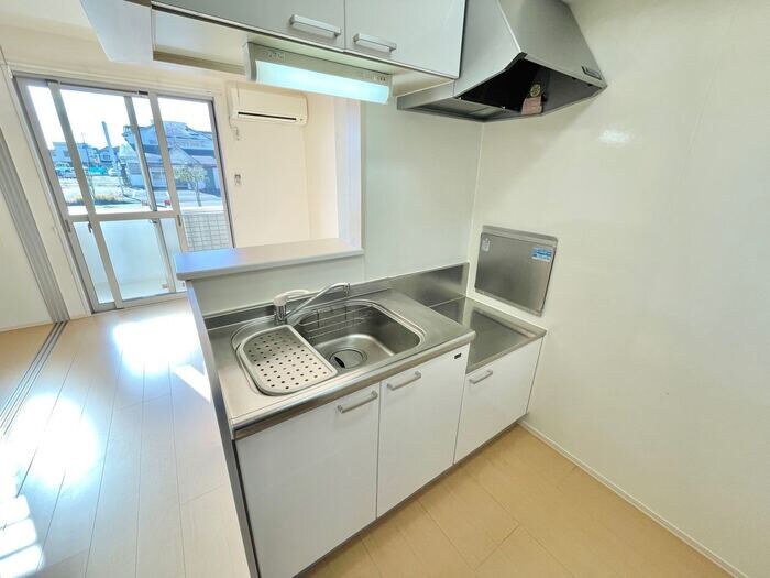 物件内観写真5　(カウンター式キッチン)