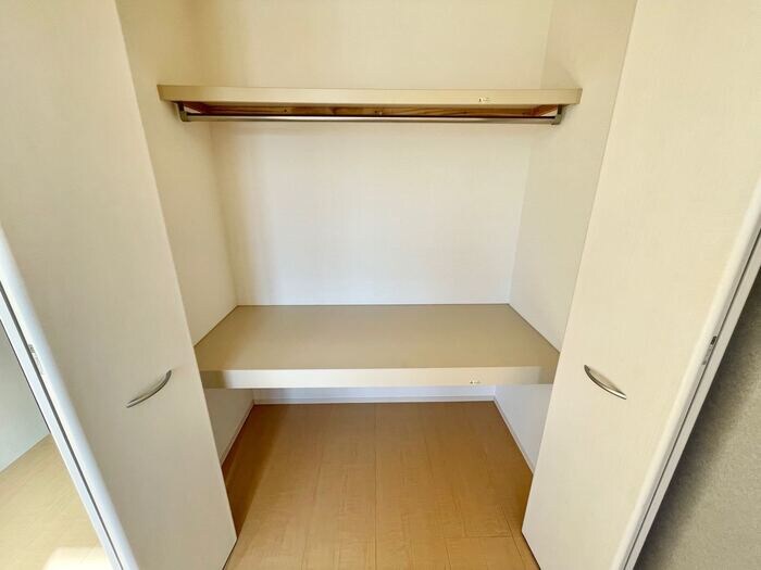 物件内観写真10　(収納)