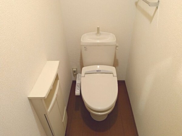 トイレ(トイレ 温水洗浄暖房便座付き)