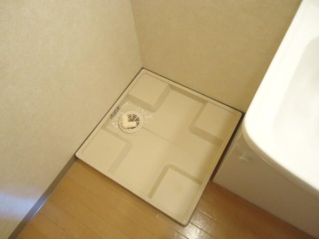 物件内観写真24　(洗濯機置場)