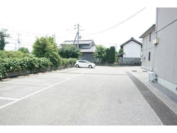 駐車場(駐車場)