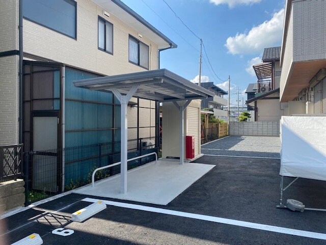 物件内観写真6　(駐輪場)