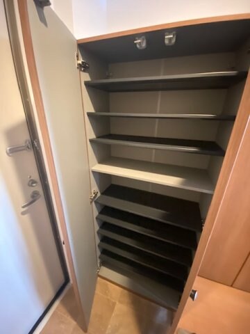 物件内観写真24　(シューズボックス)