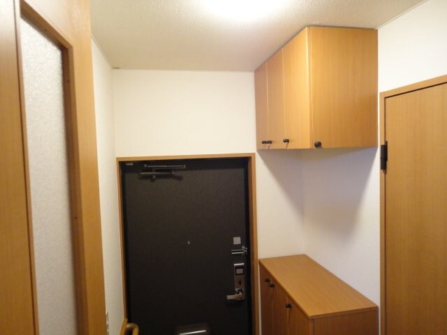 物件内観写真26　(玄関)