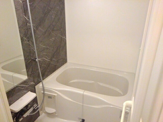 物件内観写真11　(お風呂です)