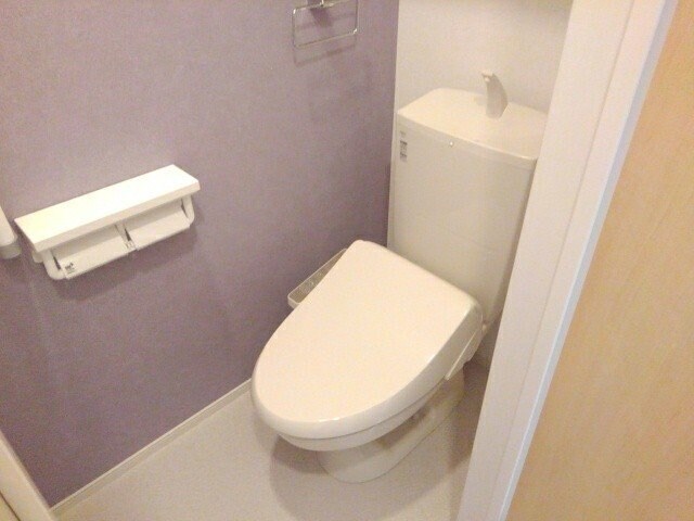 物件内観写真16　(トイレもきれいです)