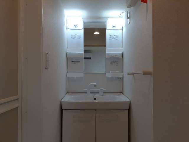 物件内観写真13　(洗面所です)