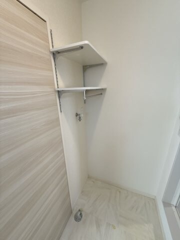 物件内観写真12　(洗濯機置場)