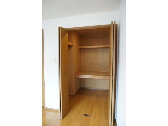 物件内観写真9　(ウォークインクローゼット)