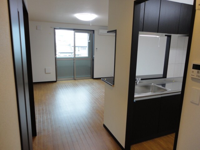 物件内観写真20　(廊下)