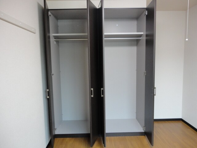 物件内観写真22　(クローゼット)