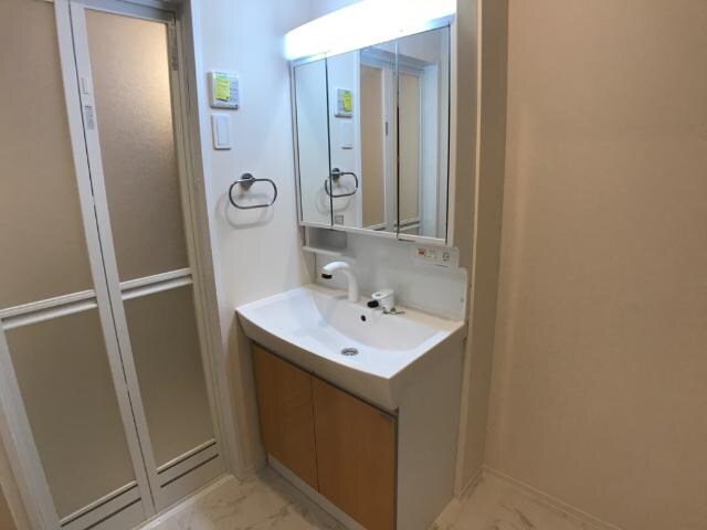 物件内観写真18　(洗面)