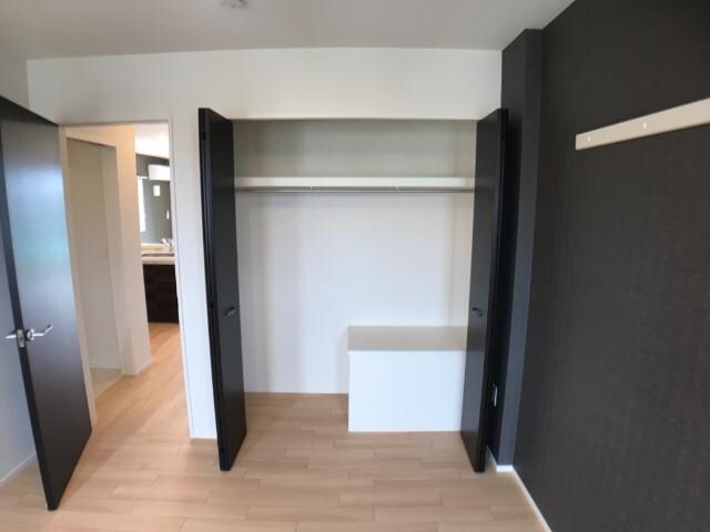 物件内観写真18　(収納)