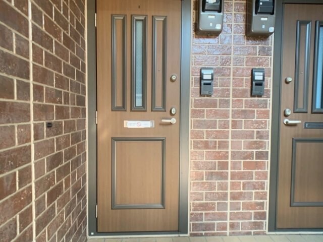 物件内観写真17　(玄関ドア)