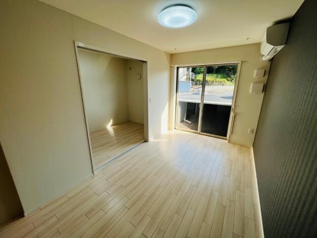 物件内観写真10　(リビング（イメージ）)