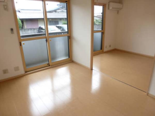 居室(明るいお部屋)