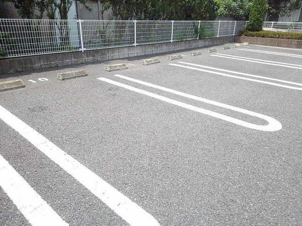 駐車場(駐車場完備です)