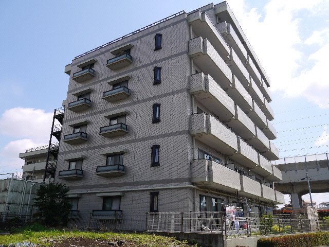 日興パレス自治医大