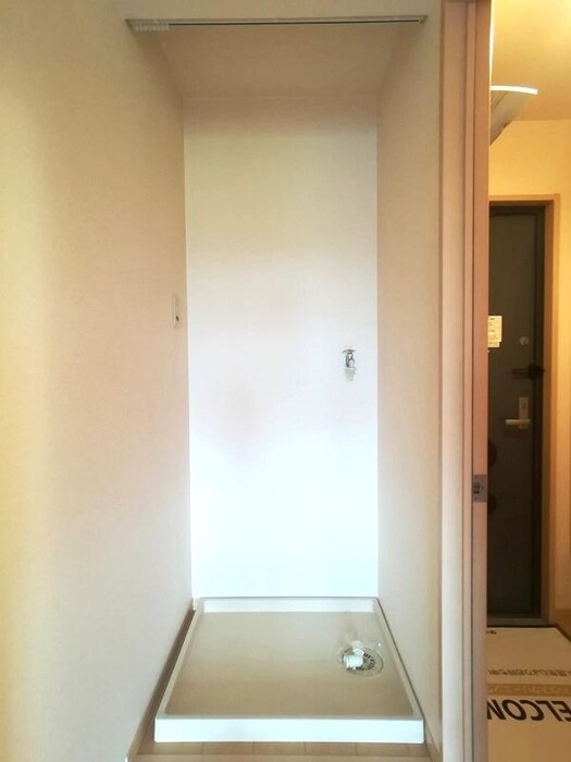 物件内観写真14　(室内洗濯機置場)