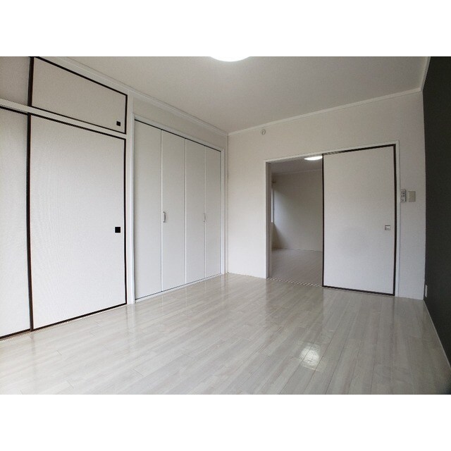 物件内観写真8　(内装も気になるポイント)