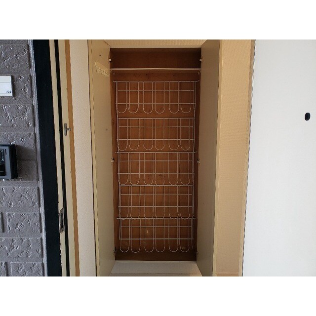 物件内観写真19　(内装もきれいです)