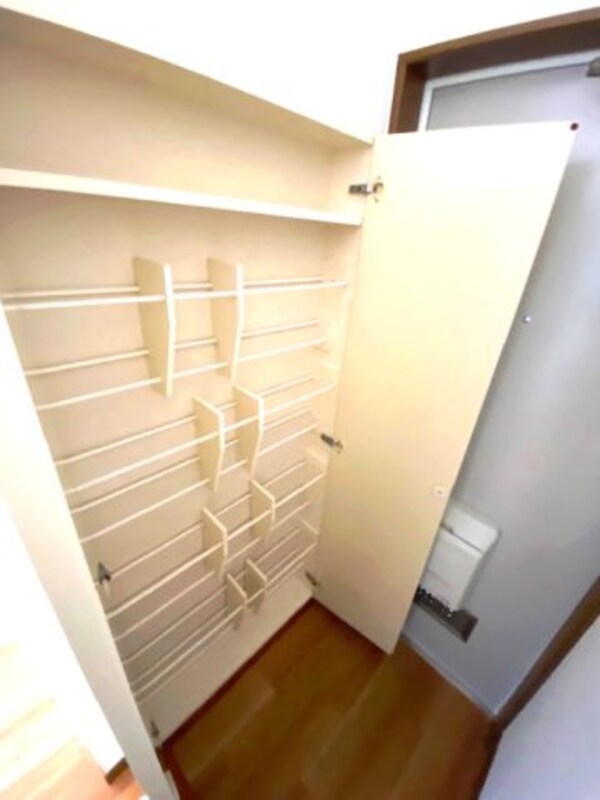 建物設備(シューズボックス)