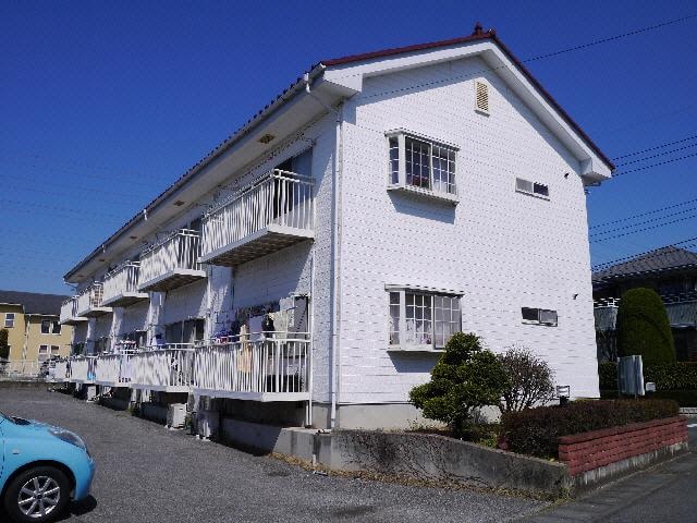 物件外観写真1　(建物外観を気になさる方へ、見た目の良い物件です)