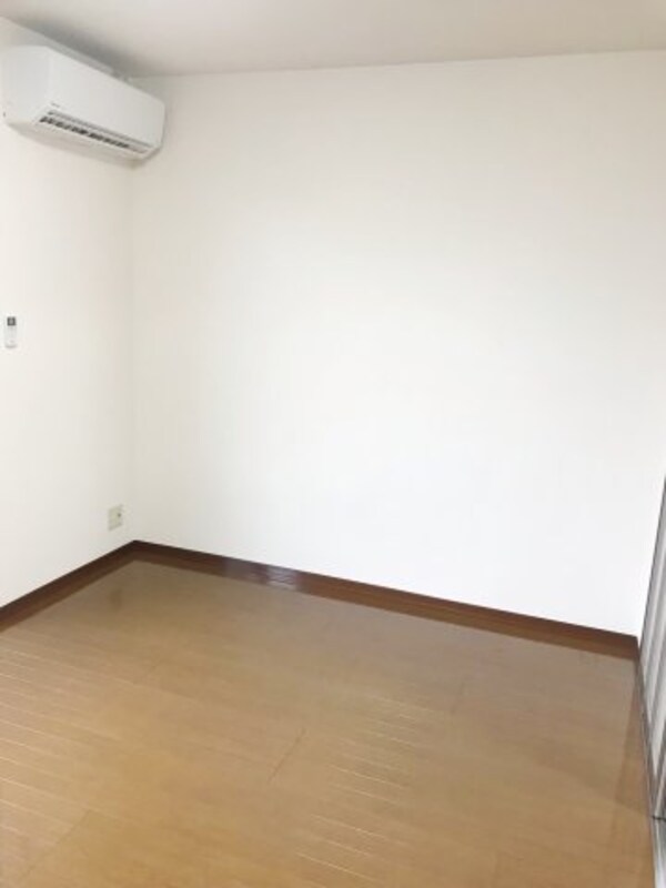 洋室(西側洋室)