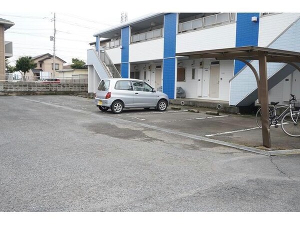 駐車場(駐車場)