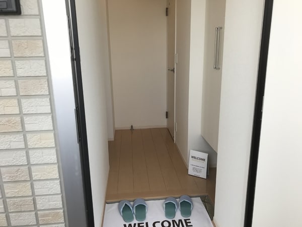 玄関(玄関)