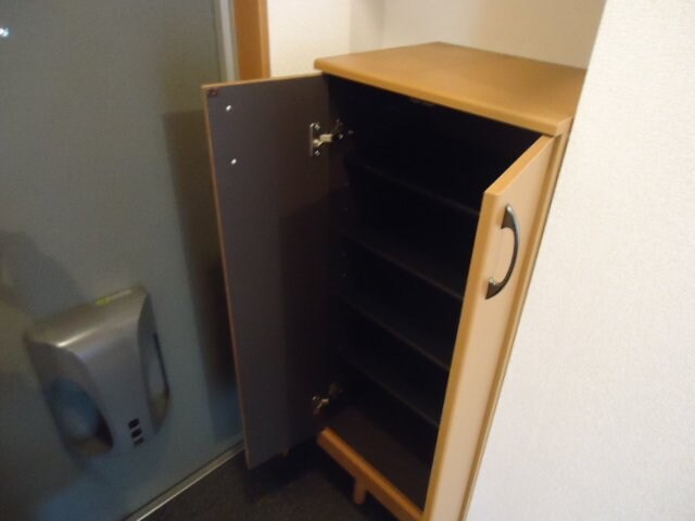 物件内観写真19　(下駄箱)