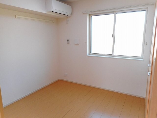 物件内観写真12　(内装もきれいです)