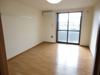 物件内観写真10　(洋室)