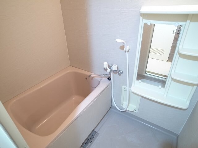 物件内観写真12　(お風呂です)