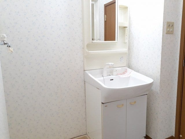 物件内観写真12　(使いやすい洗面所です)