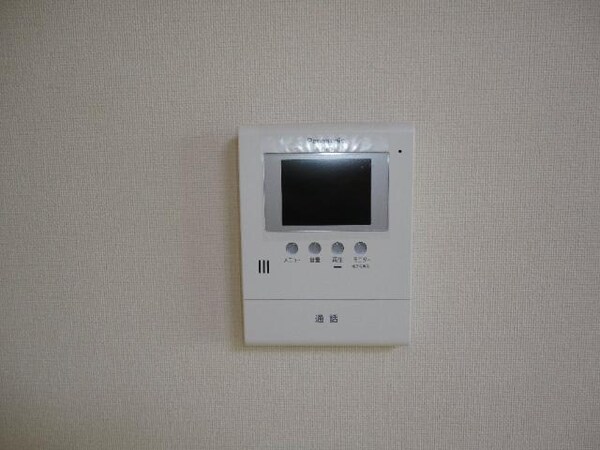 内装他(カメラ付インターホン)