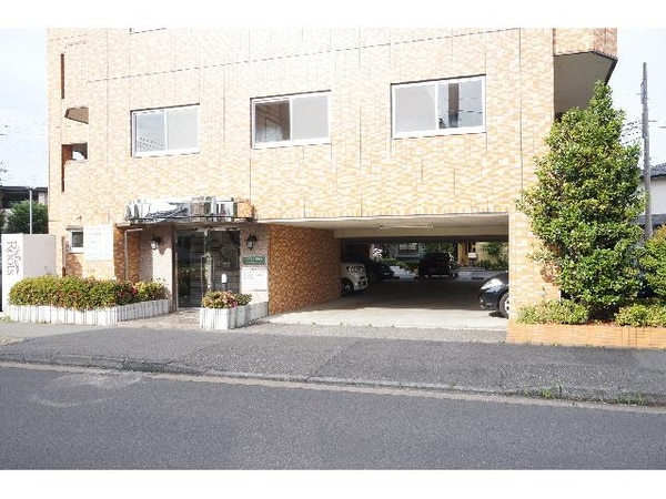 駐車場(駐車場)