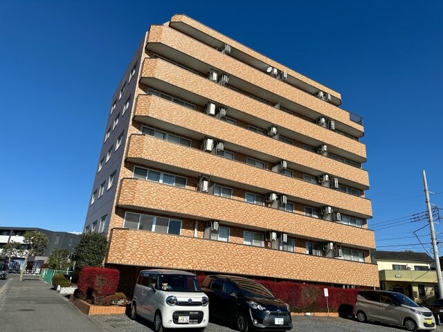 物件外観写真3　(駐車場)