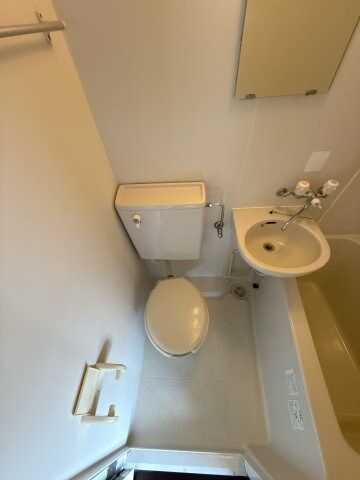 物件内観写真8　(洗濯機)