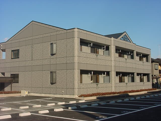 物件外観写真1　(外観写真（昼）)