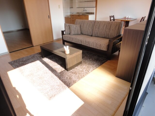 物件内観写真9　(リビング)