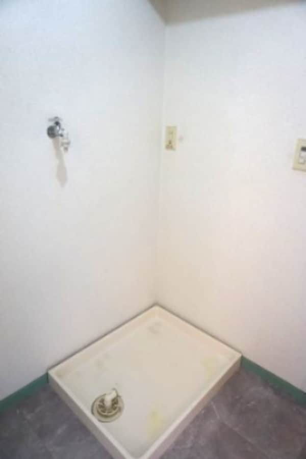 洗面・脱衣所(洗濯機置き場)