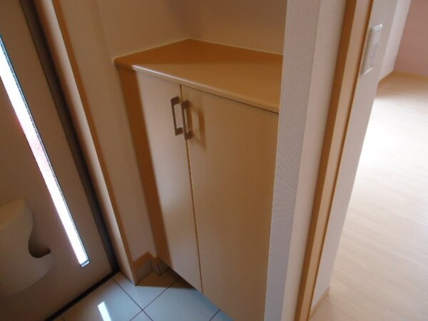 玄関(玄関)