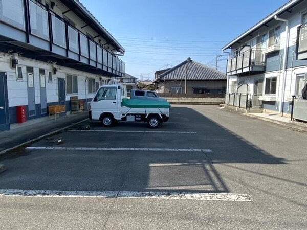 駐車場(駐車場)